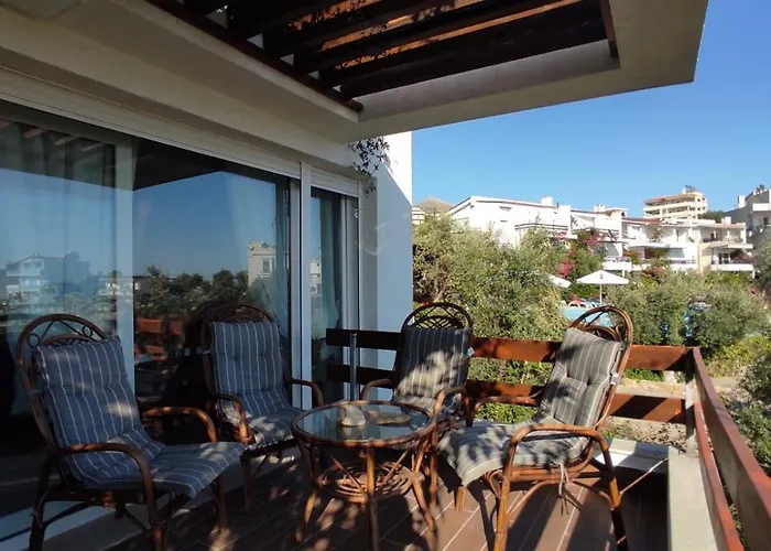 The Olives Terrace Residences Apart Otel Dhërmi