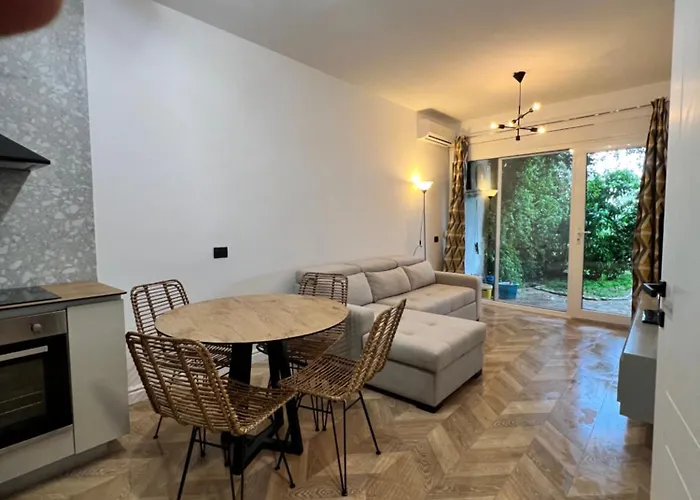 The Olives Terrace Residences 아파트호텔 Dhërmi